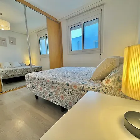Centrico Y En Primera Linea De La Playa - Wifi Apartamento El Jaul