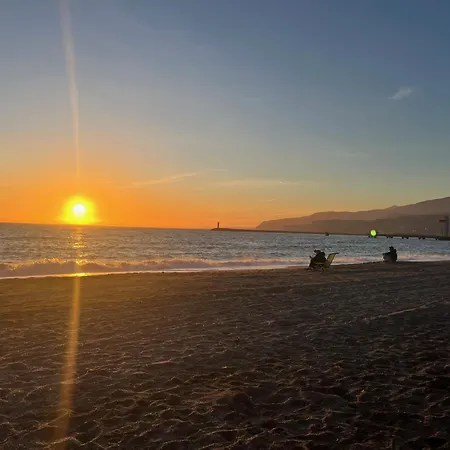 Centrico Y En Primera Linea De La Playa - Wifi Apartamento *